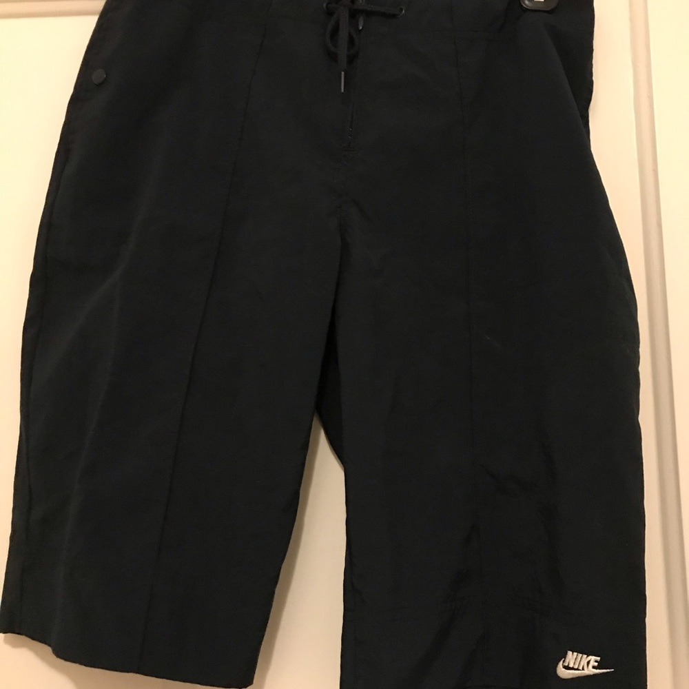NIKE (S) 4-6 100% Polyester Zip-Front Shorts